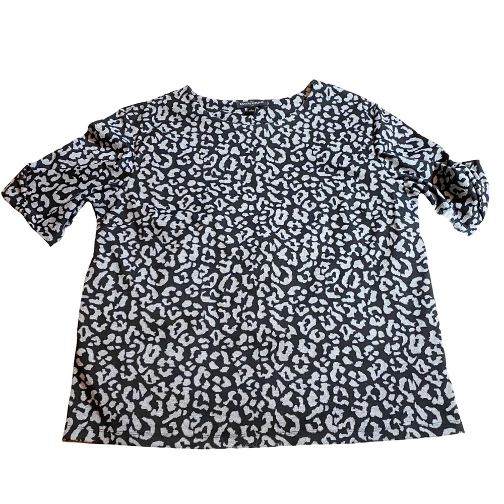 Banana Republic Size Large Gray 3/4 Sleeve Animal Print Cheetah Top Shirt RN5402